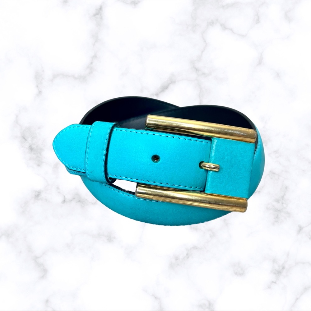 VINTAGE  Womens Teal belt w/gold hardware